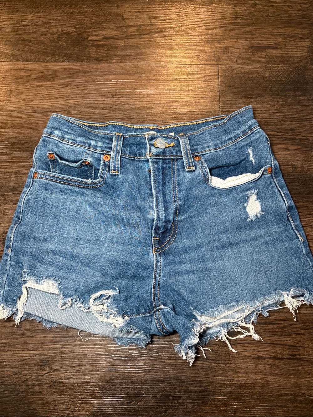 Levi’s High-Rise denim shorts